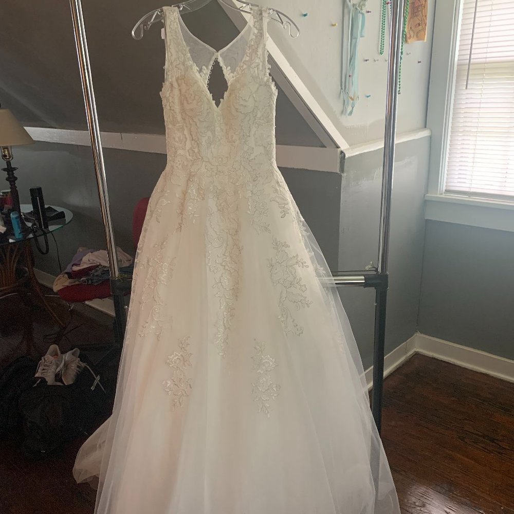 Wedding Dress- Unused